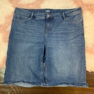 Old Navy Jean Shorts Women's Plus Size 22